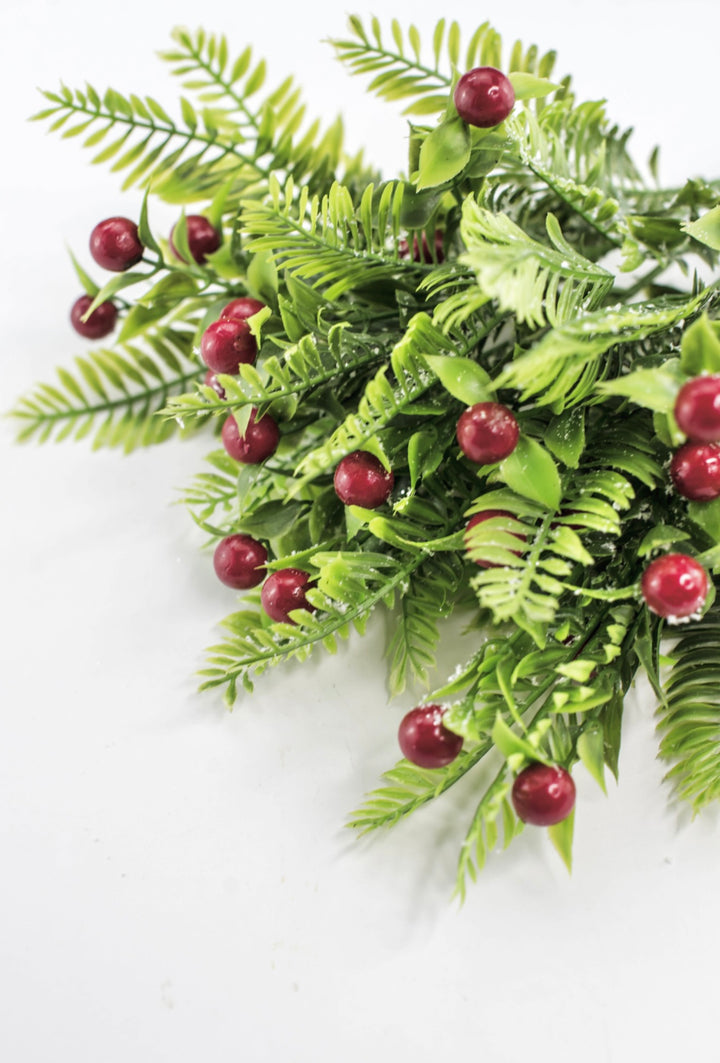 Red Snowed Mixed Leaf & Red