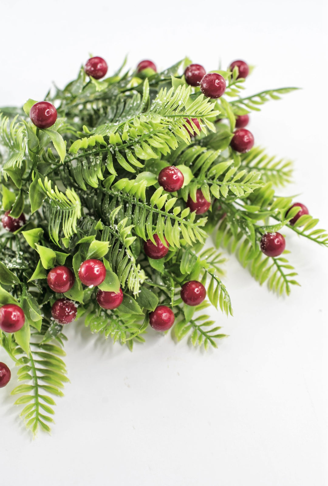 Red Snowed Mixed Leaf & Red