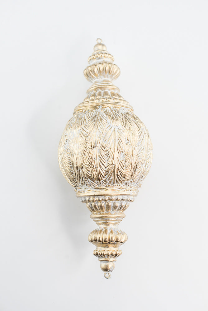 White and Gold Xmas Hanging Ornament