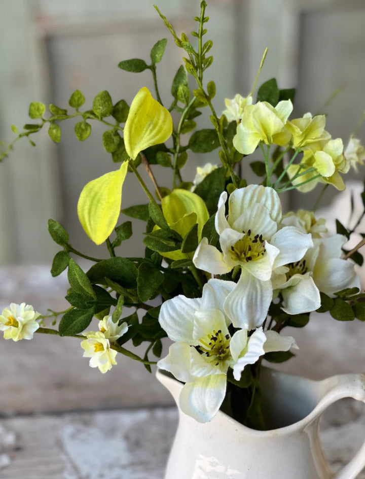 Artificial Dogwood blooms bouquet - Greenery MarketBR36640