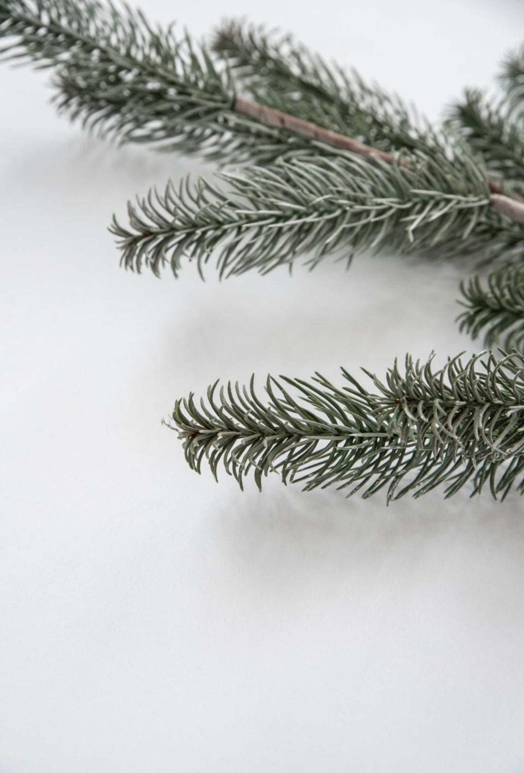 Artificial, Snowy pine spray - Greenery Market85724WT