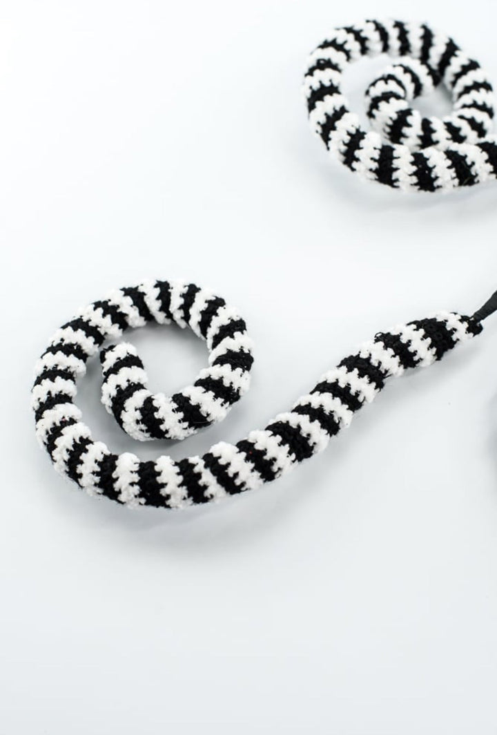 Black and White Stripe Spiral Curly Spray - Greenery Market57253BKWT