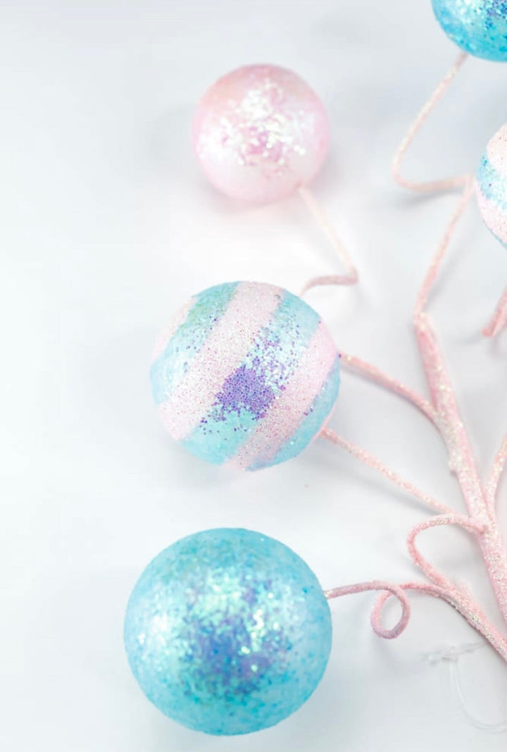 Blue and pink wired ball spray - Greenery MarketWinter and ChristmasXS1047N4