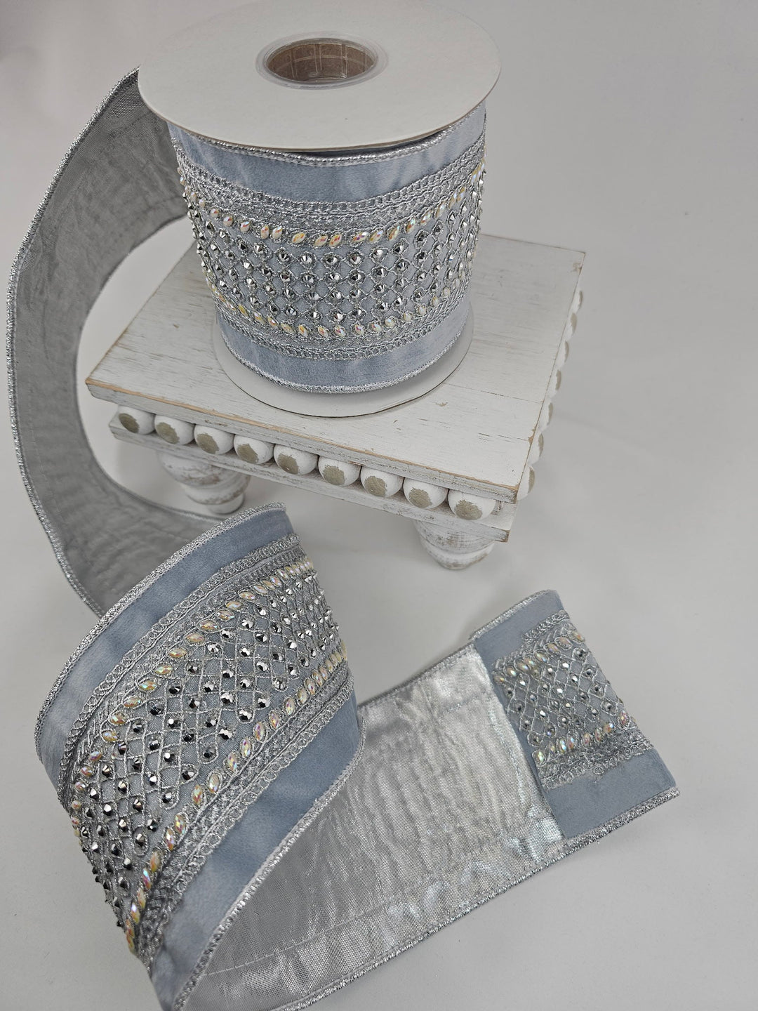 Blue Trim On Velvet Ribbon - 4" - Greenery MarketXR592/4B