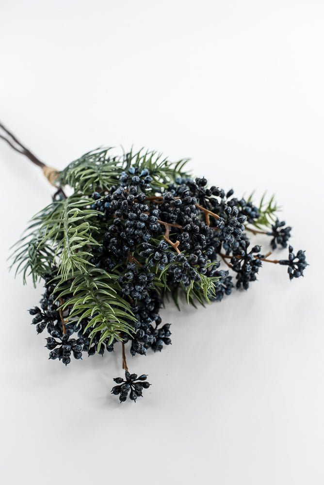Blue winter berry and spruce bundle - Greenery MarketXB637