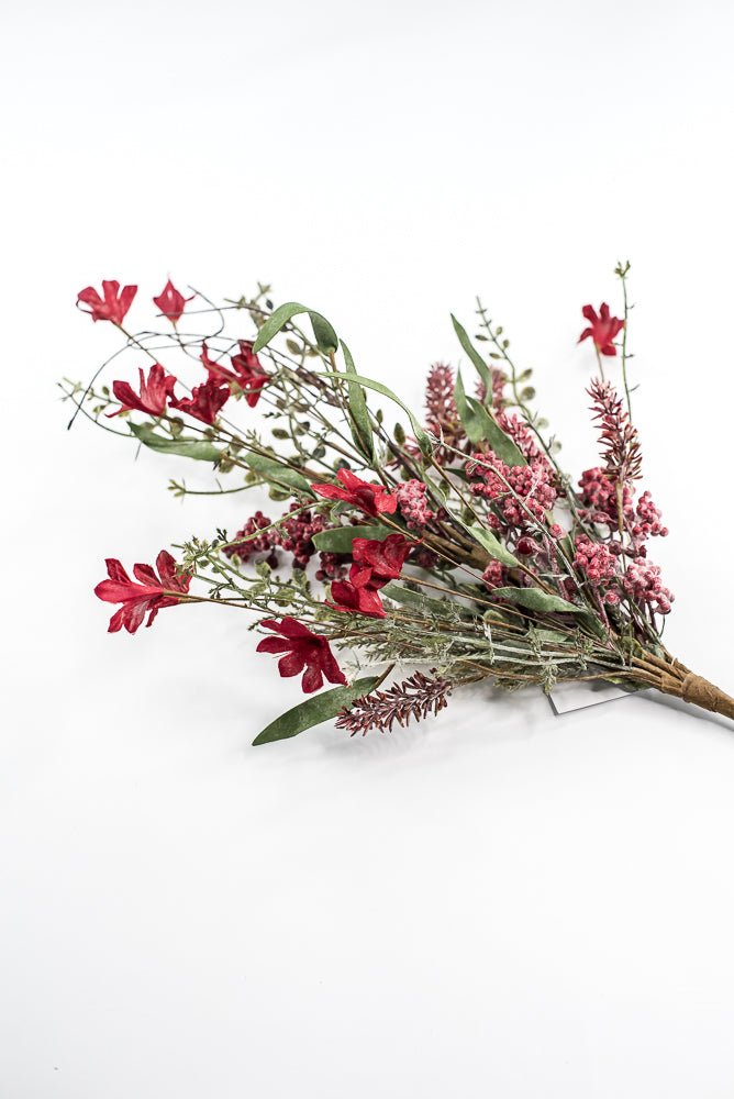Christmas Fern and berry spray - frosted red 63526 - Greenery MarketArtificial Flora63526 - FROSTEDRED