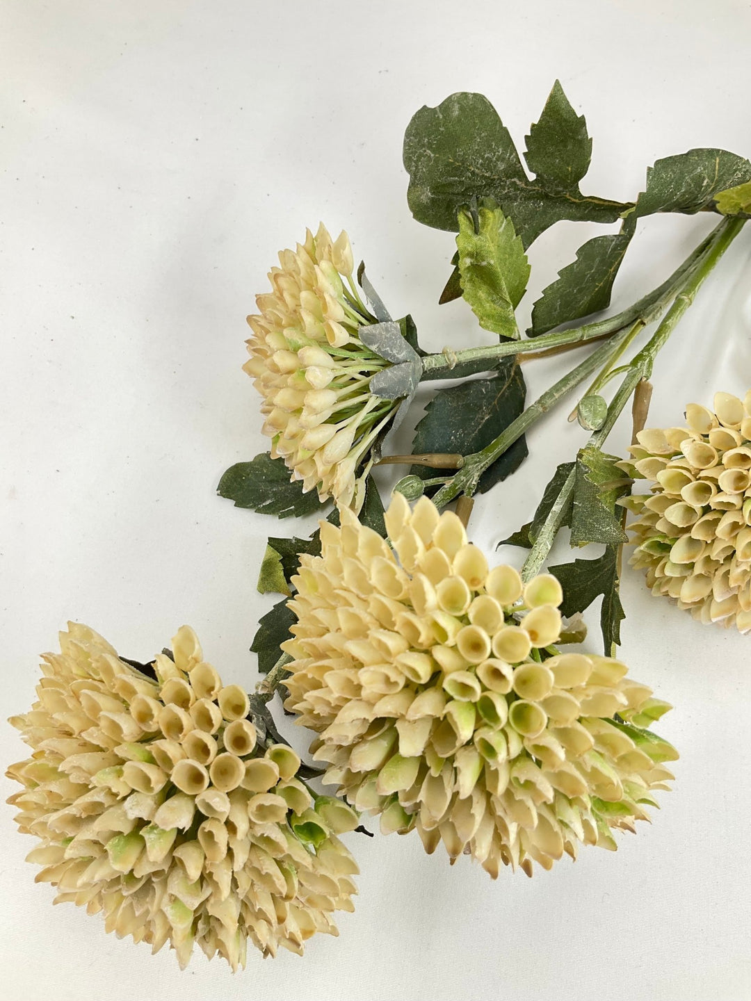 Cream Flower Spray - Greenery Market28628