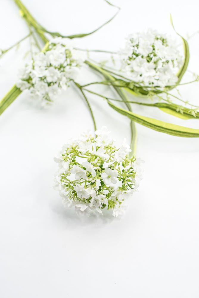 Cream Snowball Spray - Greenery Market63770CM