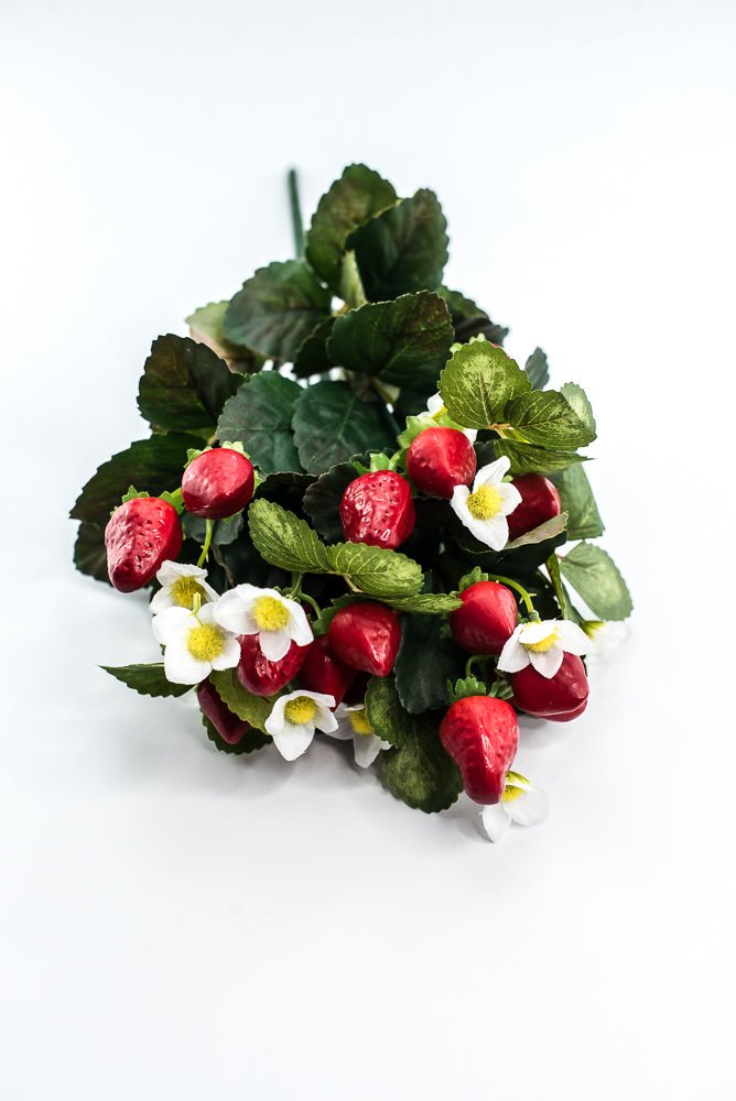 Faux Strawberry Bush - Greenery Marketwreath enhancements35099RD