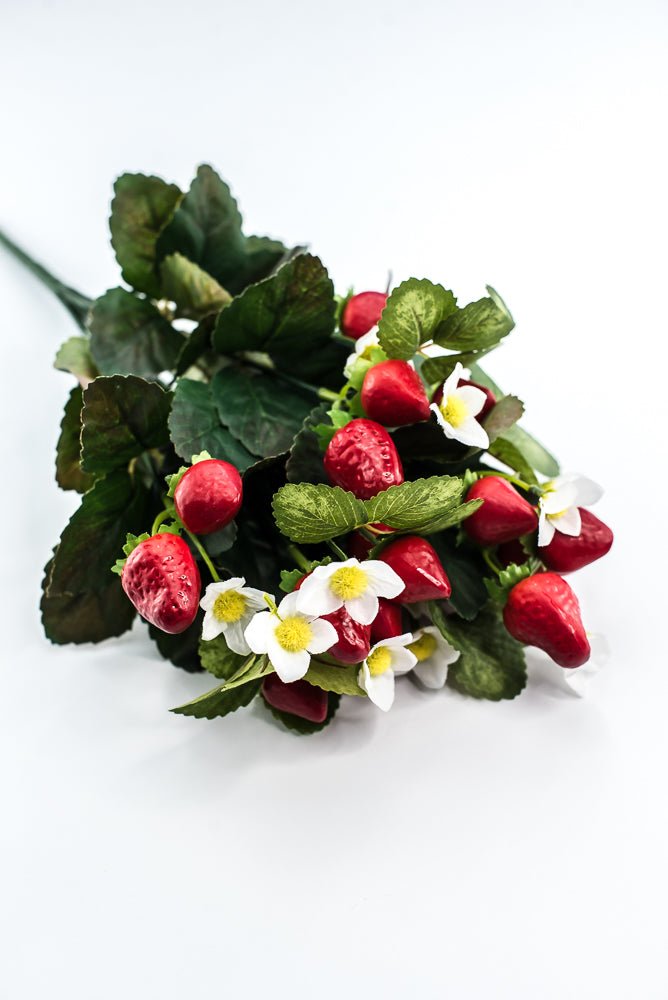 Faux Strawberry Bush - Greenery Marketwreath enhancements35099RD