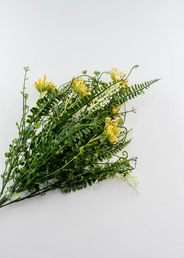 Fern and yellow filler greenery bush - Greenery Marketspring summer greenery13589yw