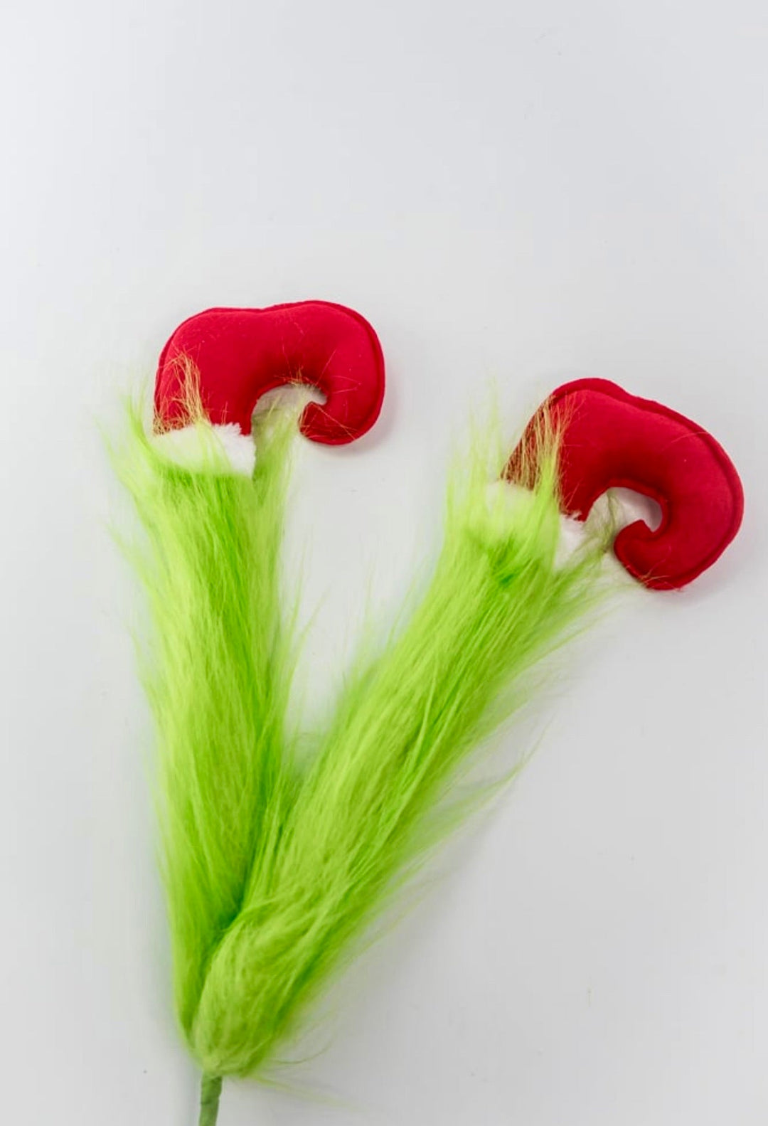 Green fluffy leg spray - Greenery MarketPicks85180GN