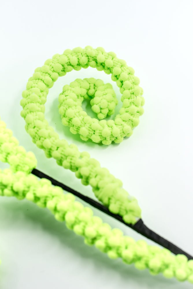 Green Puff Chenille Spiral Curly Spray - Greenery Market57259GN