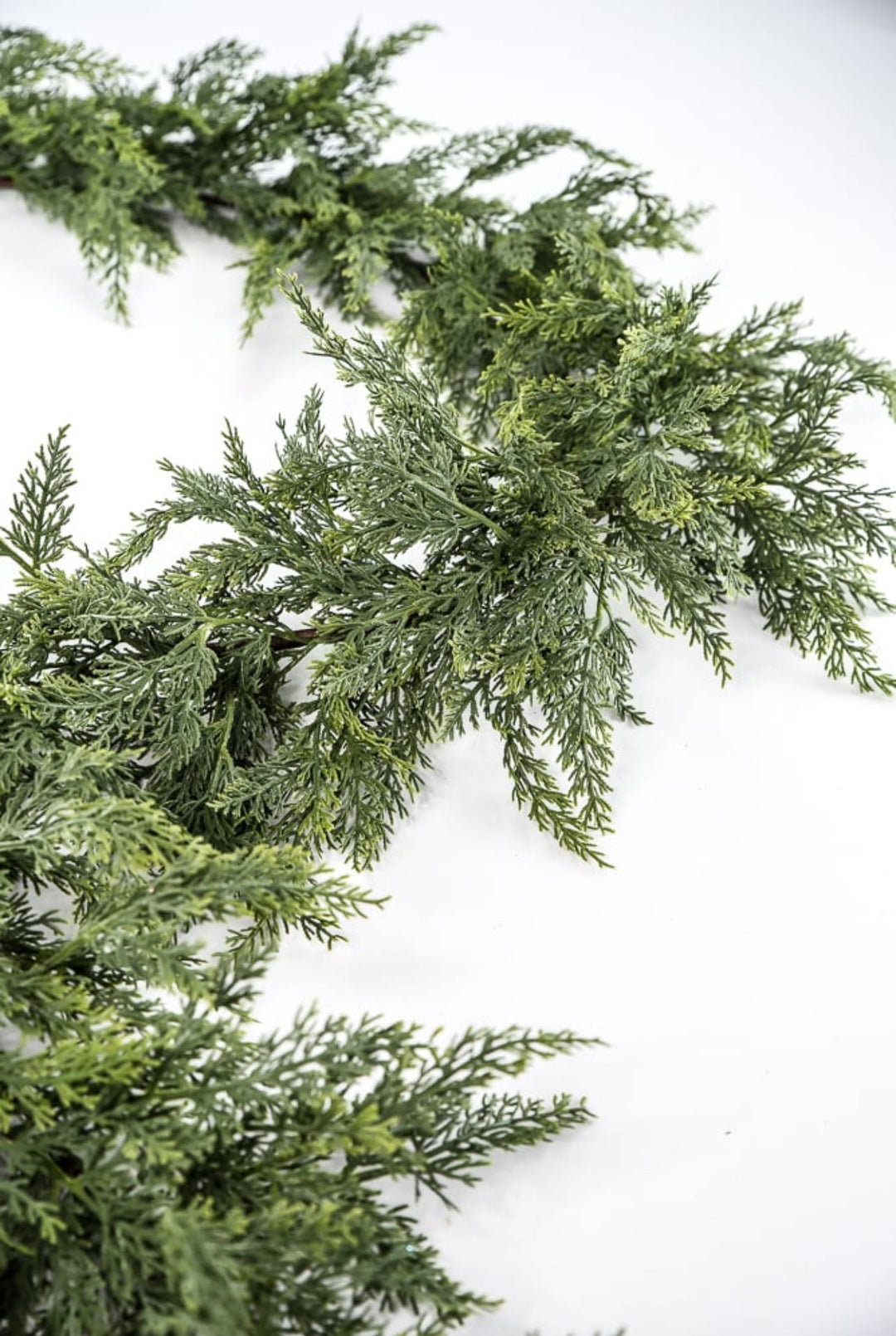 Green soft touch cedar garland 6’ - Greenery MarketX1937/6
