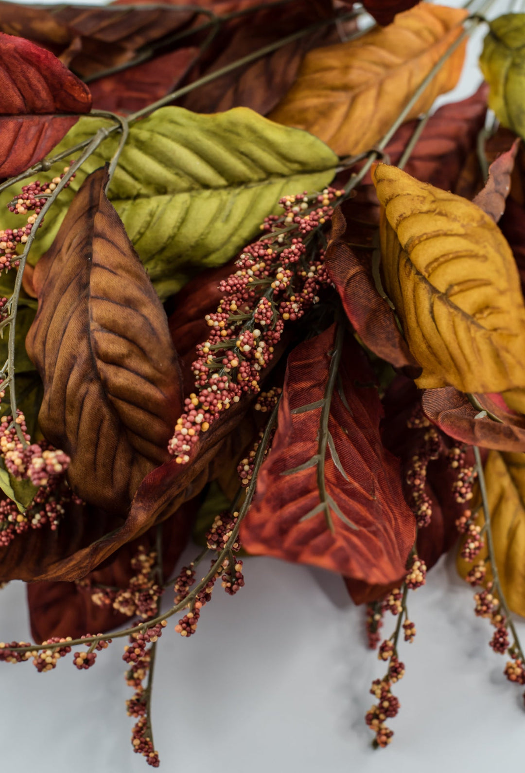 Laurel leaves bush - brown - Greenery MarketArtificial Flora84481 - RDYELGN