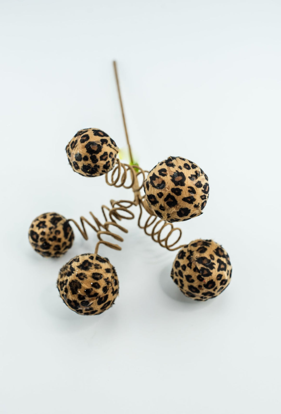 Leopard print ball spray - Greenery MarketPicks62967CHEETA