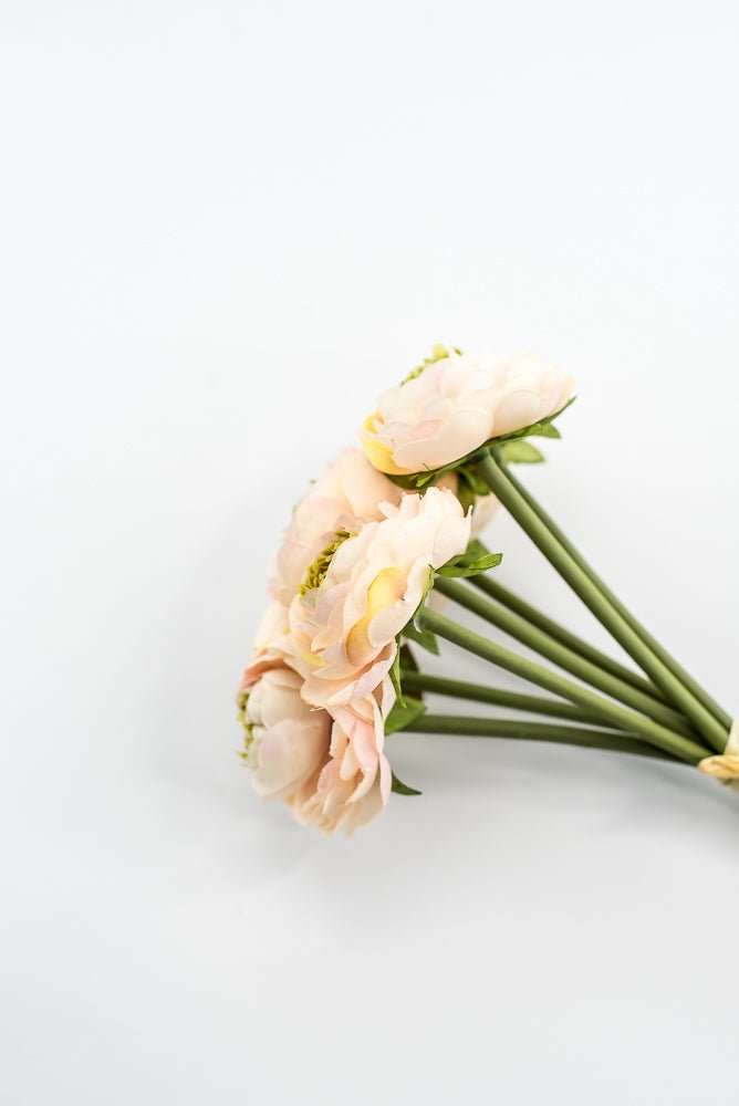 Light Pink Ranunculus Bundle - Greenery Market250867