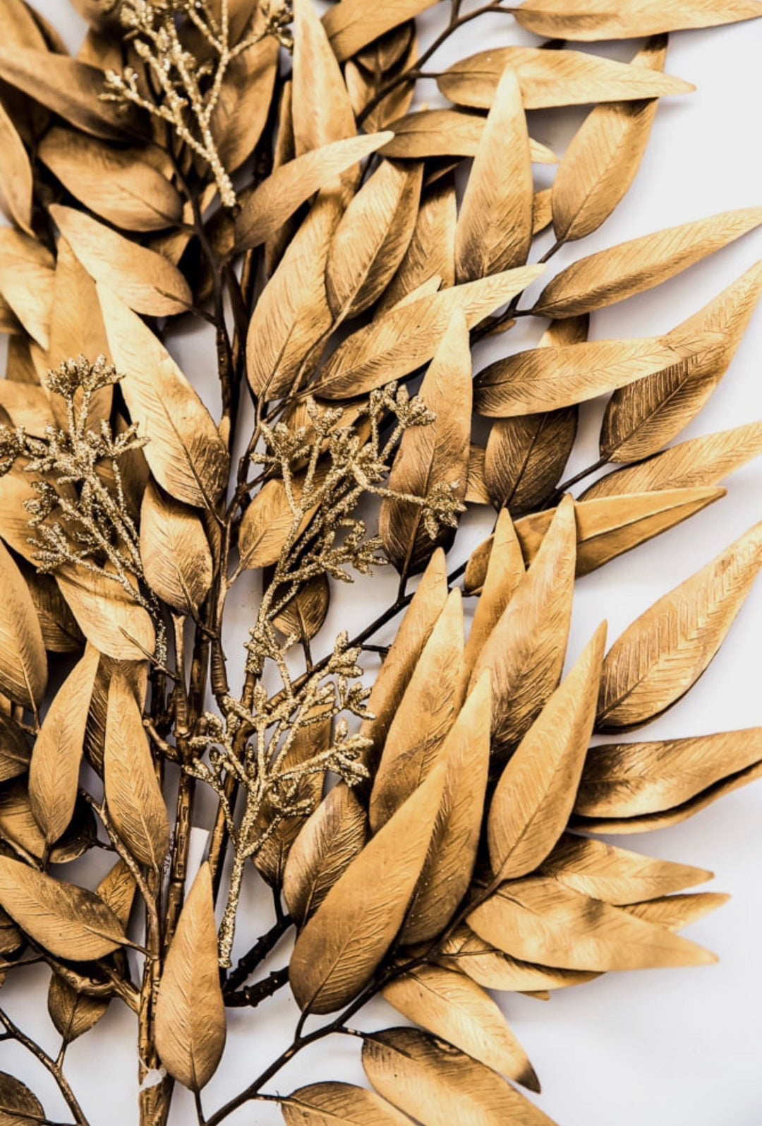 Matte metallic Gold eucalyptus spray - Greenery MarketArtificial Flora2825183GD