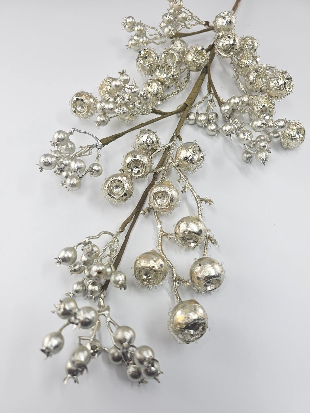 Metallic crater and currant spray - platinum - Greenery MarketXg896 - PT