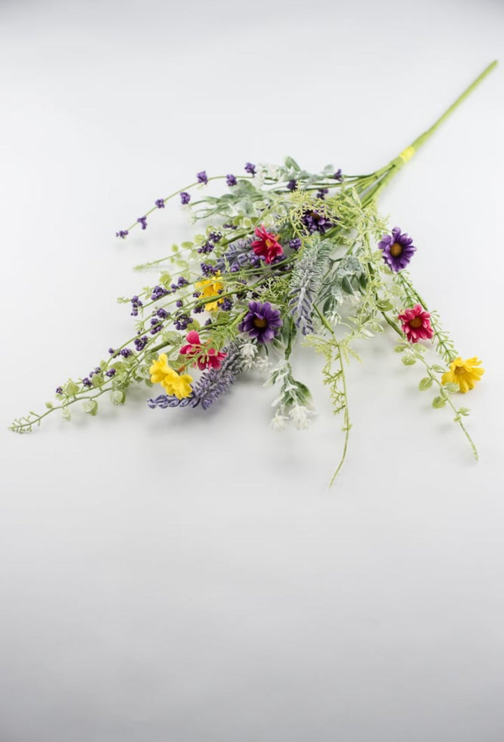 Mini Daisy flower and filler spray - Greenery Market63502SP26