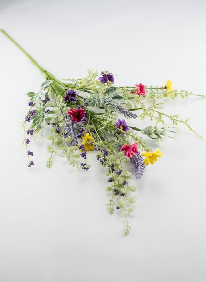 Mini Daisy flower and filler spray - Greenery Market63502SP26