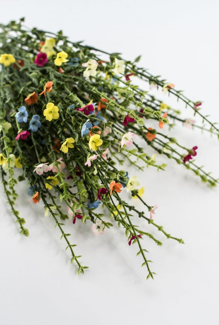 Mixed color filler, mini flower and greenery bush - Greenery Marketartificial flowers82394 MULTISPR