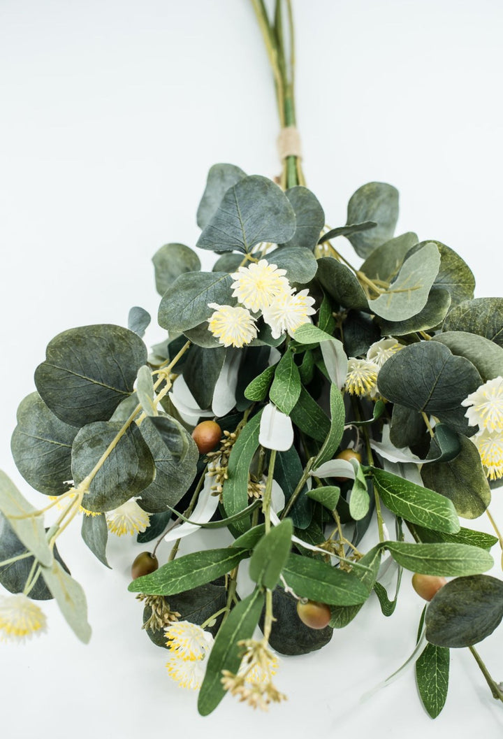 Mixed eucalyptus and flower bundle - Greenery Market83534 - cr