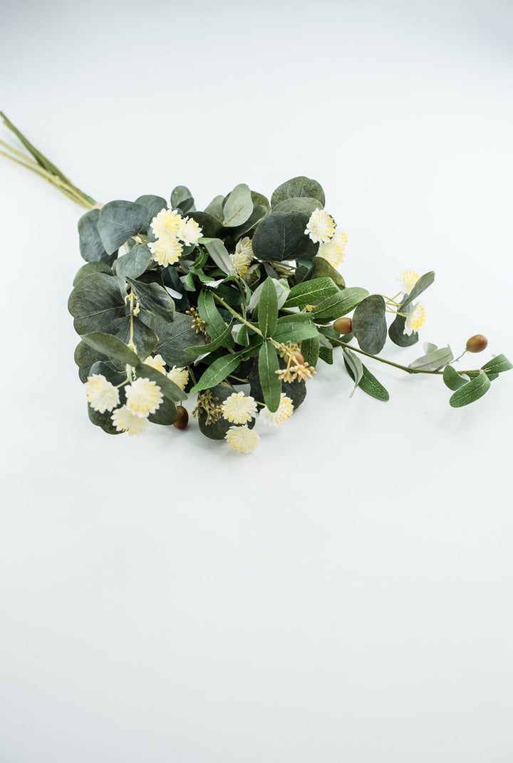 Mixed eucalyptus and flower bundle - Greenery Market83534 - cr