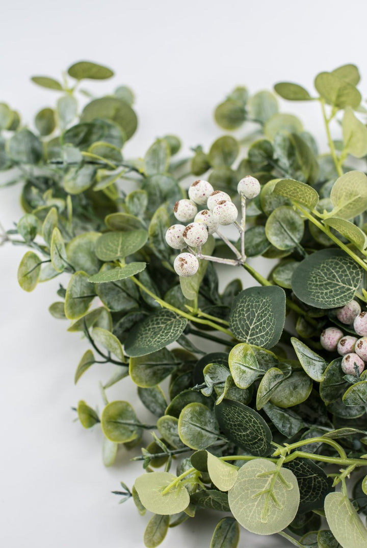 Mixed eucalyptus leaves and berry spray - Greenery Market32118