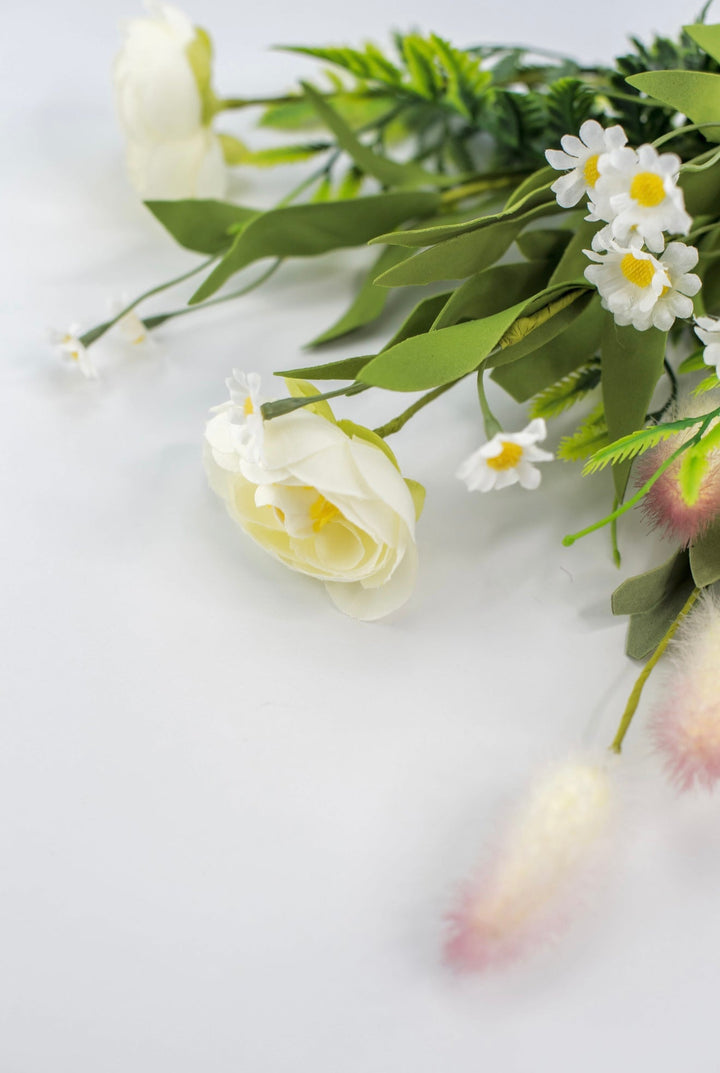 Mixed Ranunculus bush - cream - Greenery Market64846 - CR