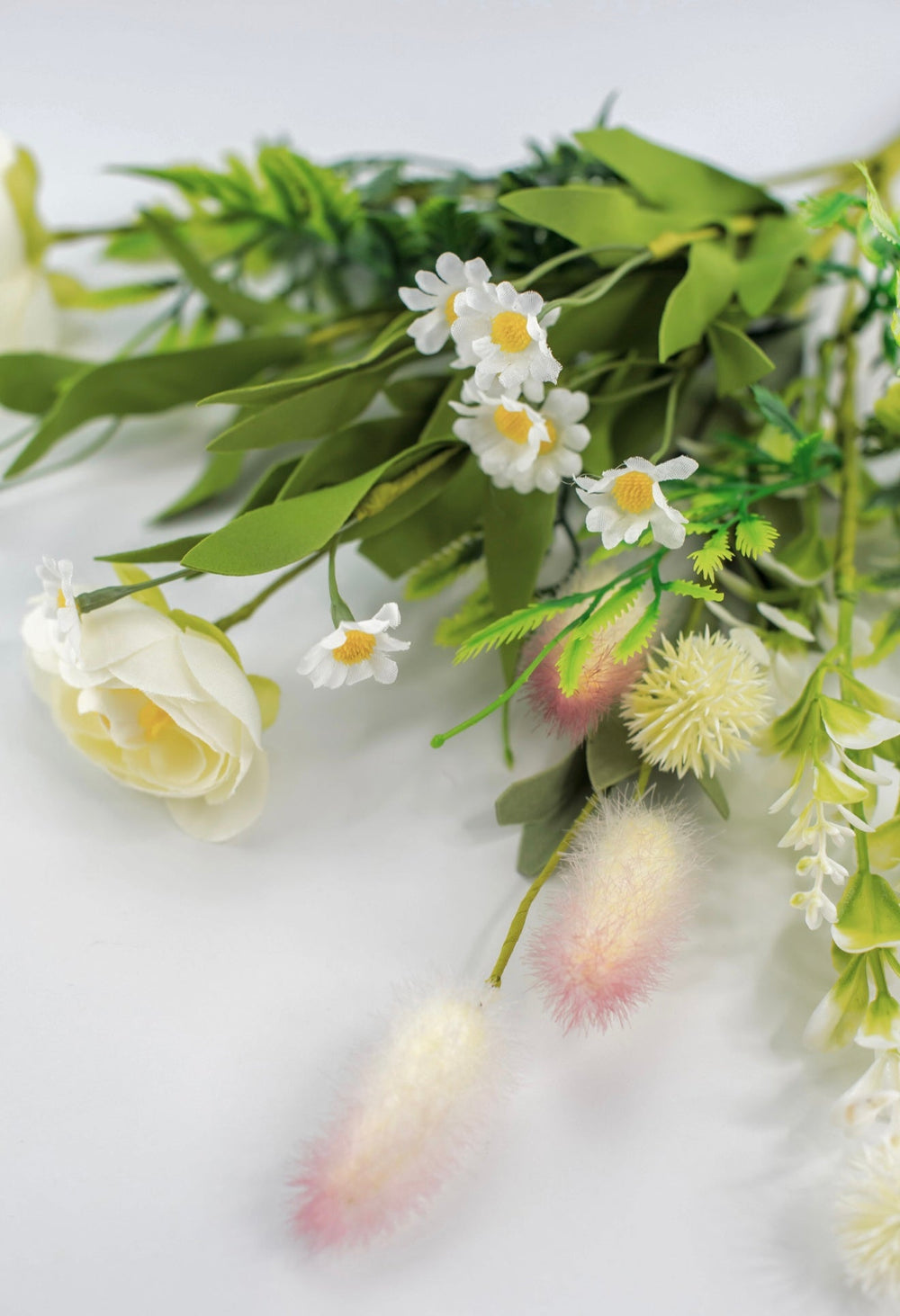 Mixed Ranunculus bush - cream - Greenery Market64846 - CR