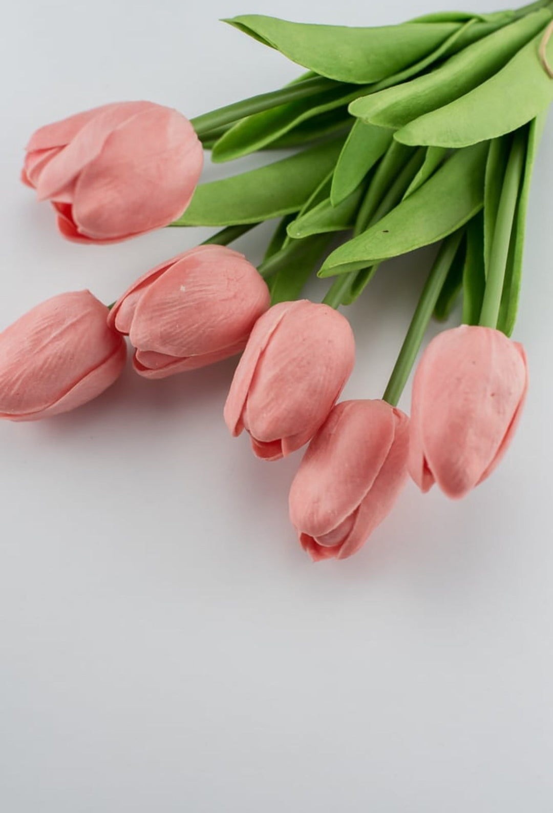 Peach pink, soft touch, life like tulip bundle - Greenery Market2260017CL