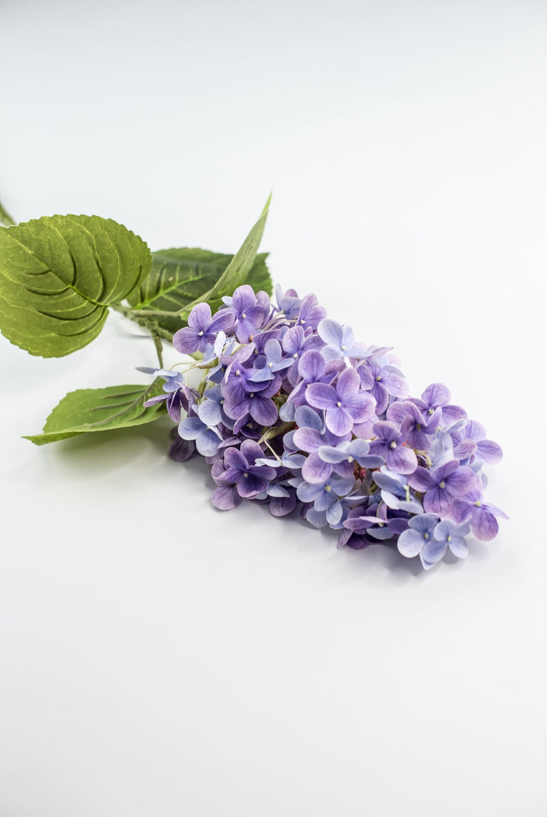 Peegee hydrangea stem - lavender - real touch - Greenery Market6466 - LAV