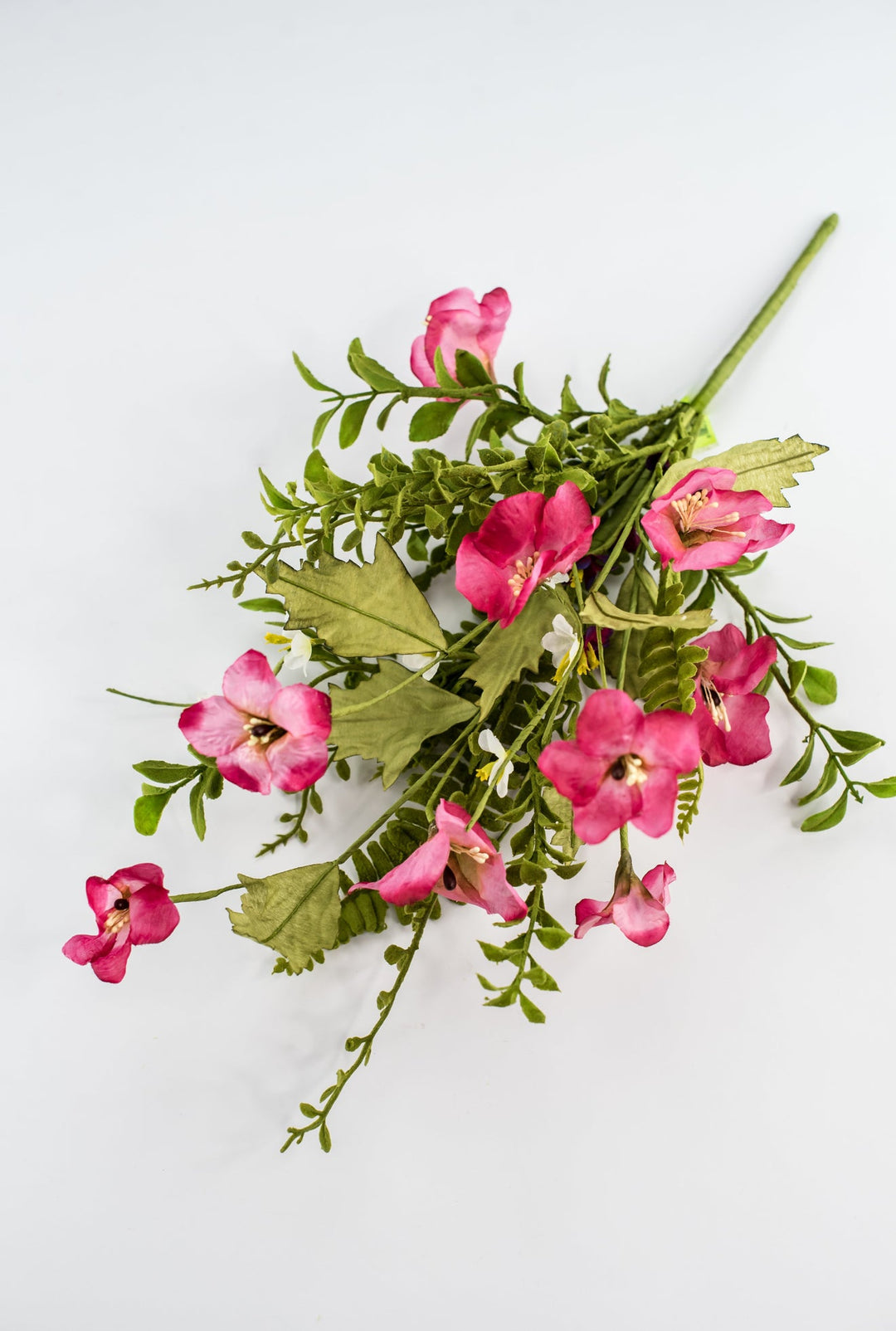 Petunia Leaves Spray - Greenery Market63692BT