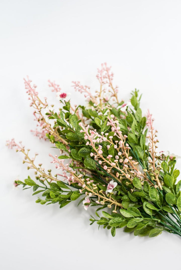 Pink filler flower and berries bush - Greenery Market85001 - PK