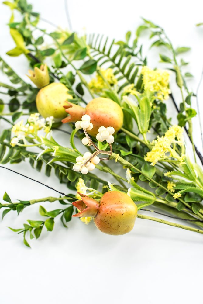 Pod & Fern Greens Spray - Greenery Market63589NAT