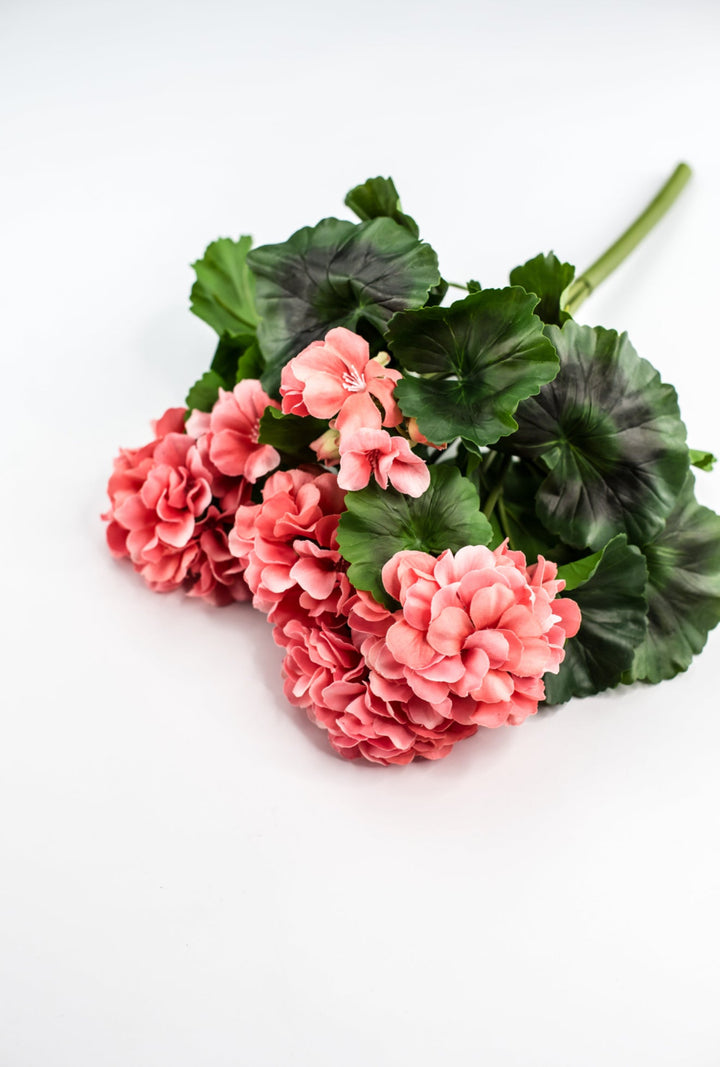 Real touch geranium bush, coral - Greenery MarketMTF24297 SALM