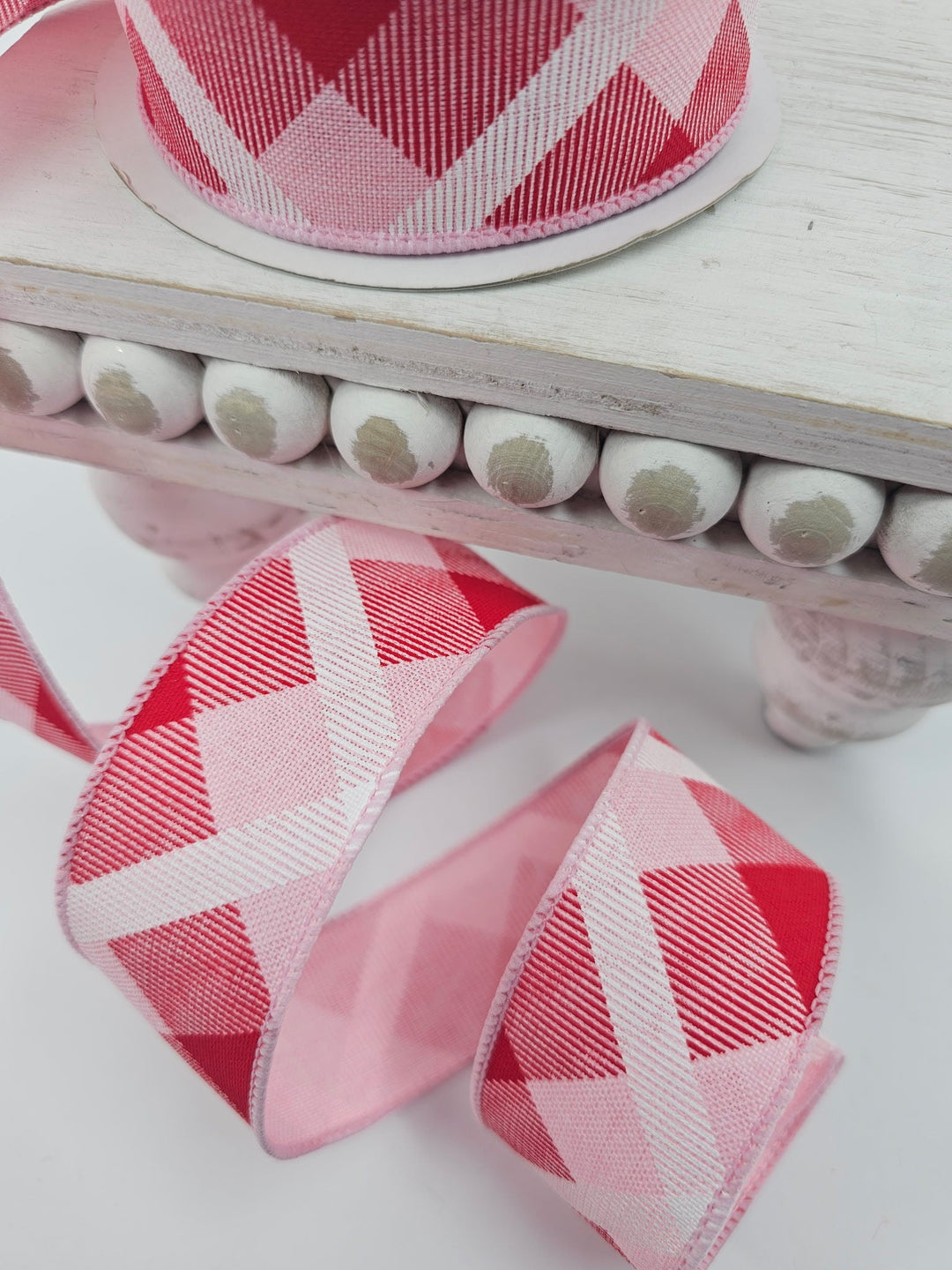 Red, light pink and white diagonal plaid wired ribbon, 1.5” - Greenery Marketwired ribbonrg0168215