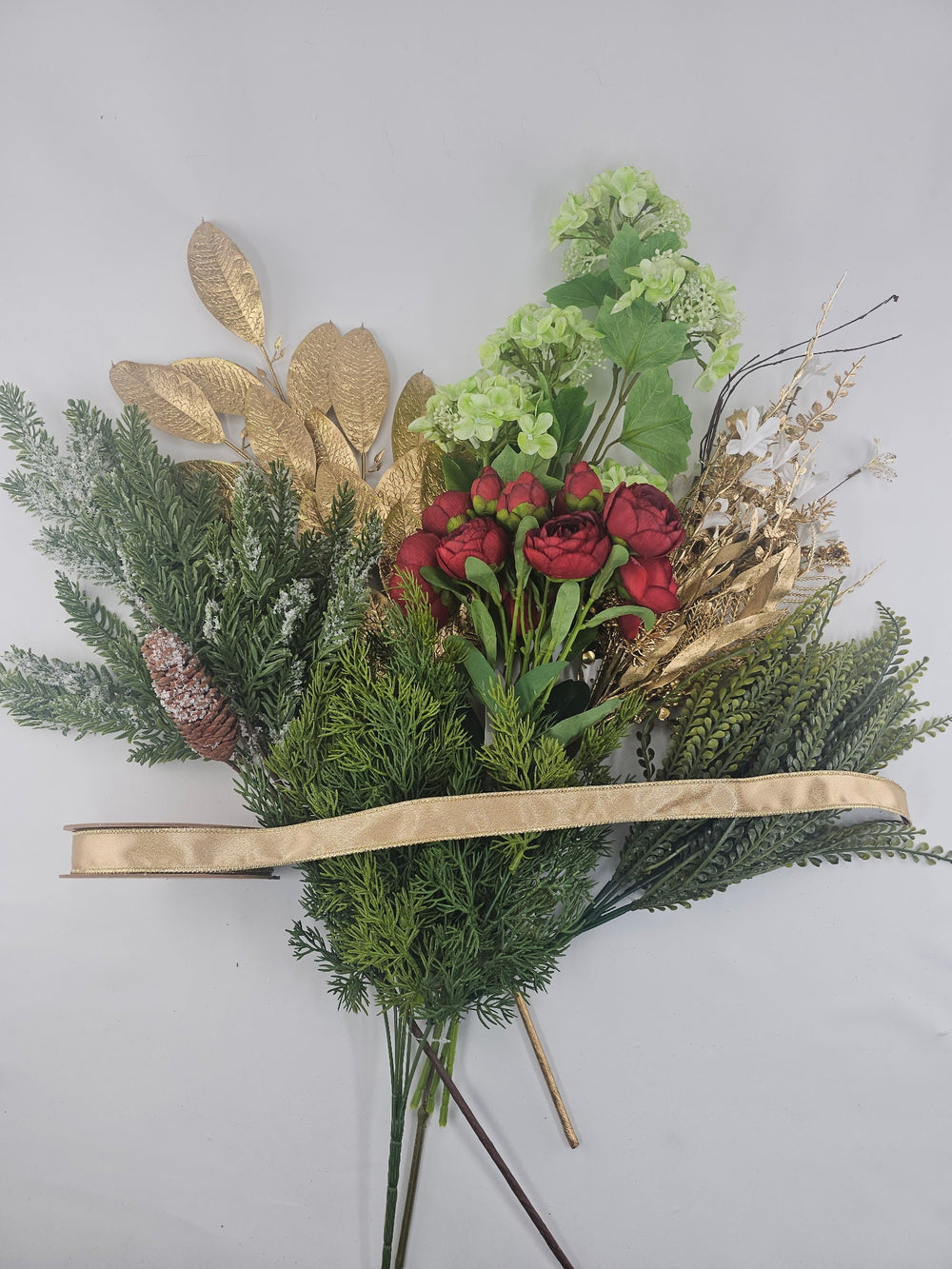 Southern Charm Wreaths hydrangeas grapevine wreath Kit - Greenery MarketGreenHydrangeasKit