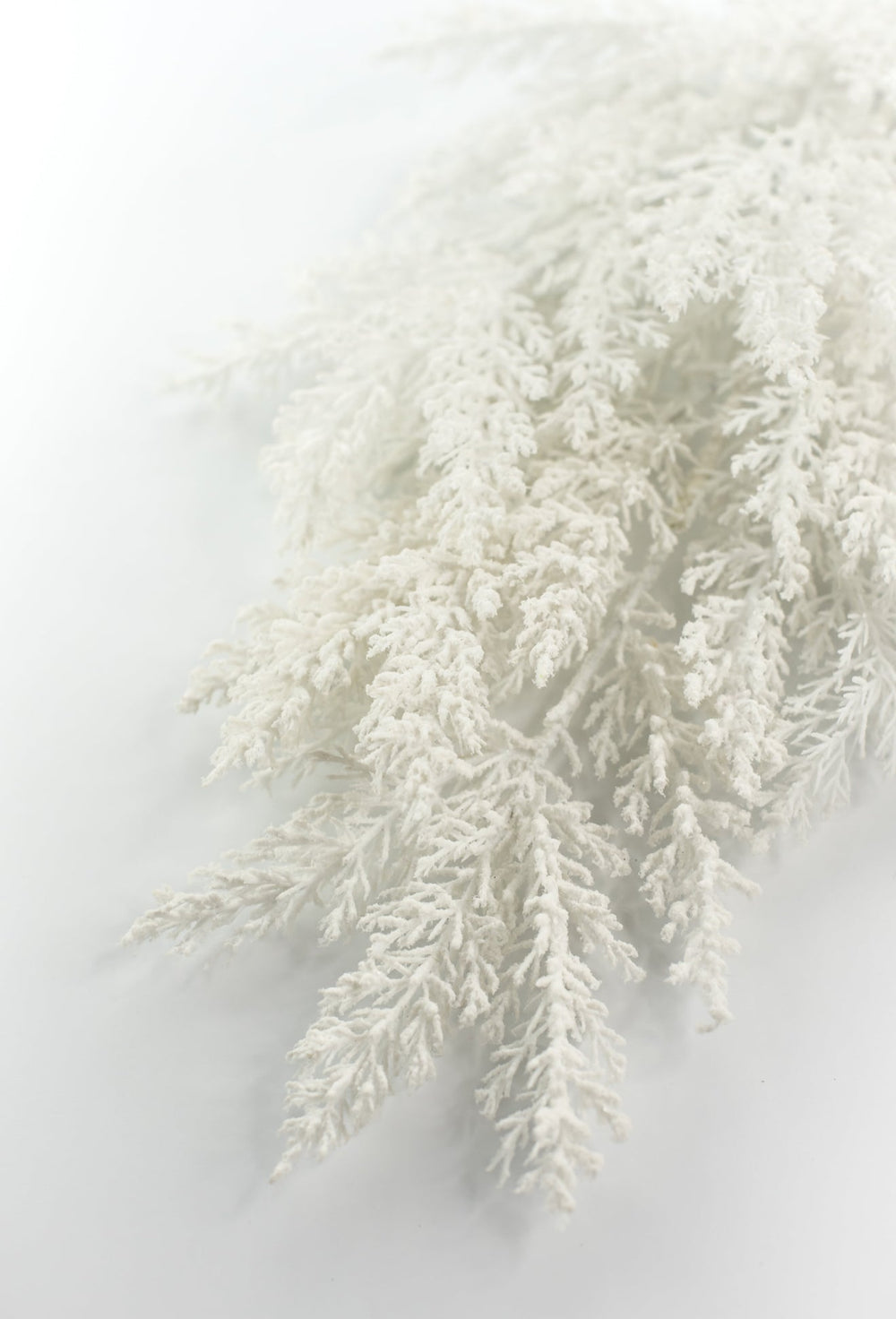 White Flocked Cedar Spray - Greenery Market86376WT