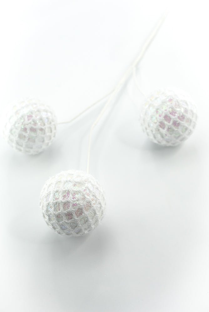 White Mesh Ball Spray - Greenery Market86349WT