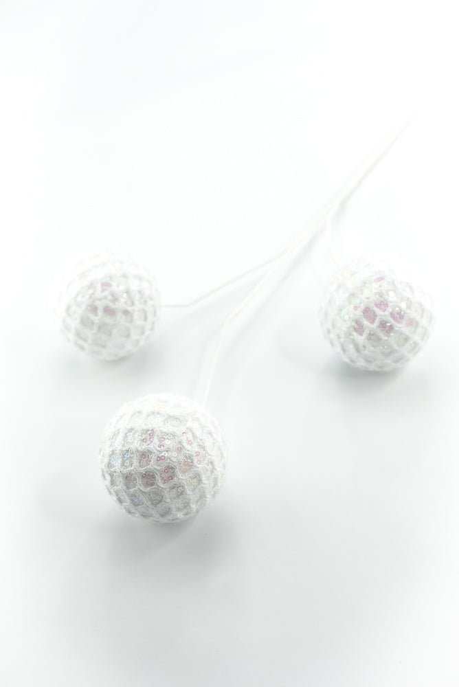 White Mesh Ball Spray - Greenery Market86349WT