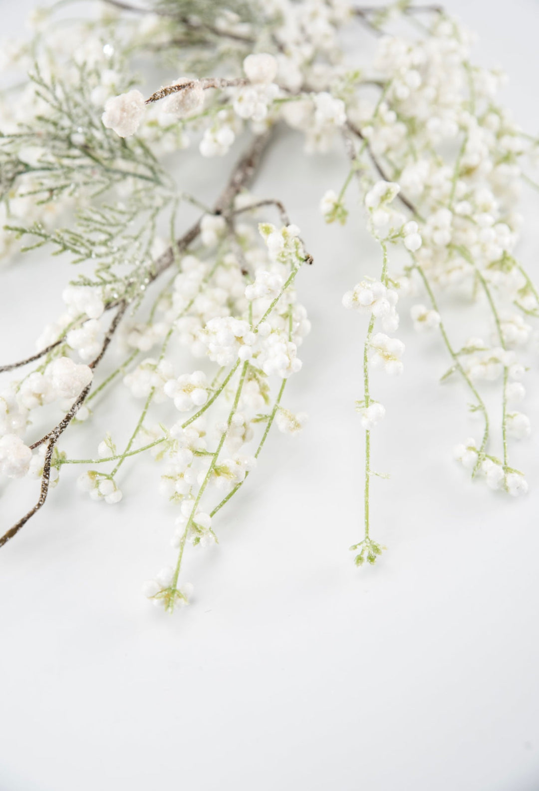 White popcorn berry and cedar spray - Greenery MarketBerriesxp1876 - w
