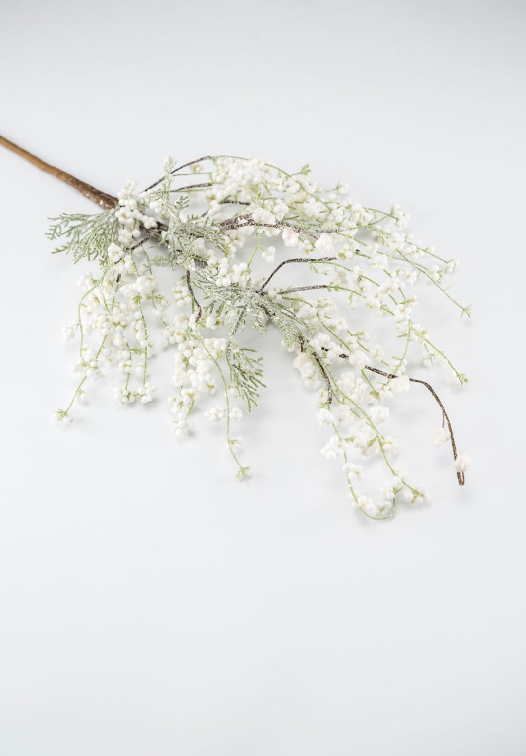 White popcorn berry and cedar spray - Greenery MarketBerriesxp1876 - w