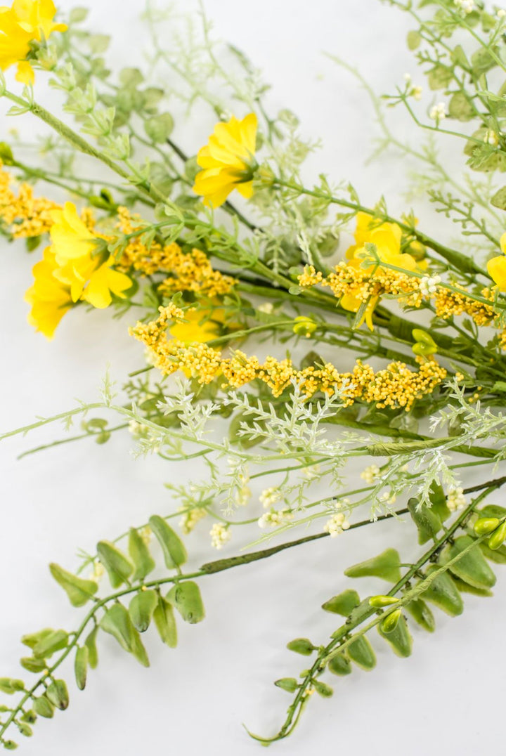 Wild Flower Filler Spray - Greenery Market63737YW