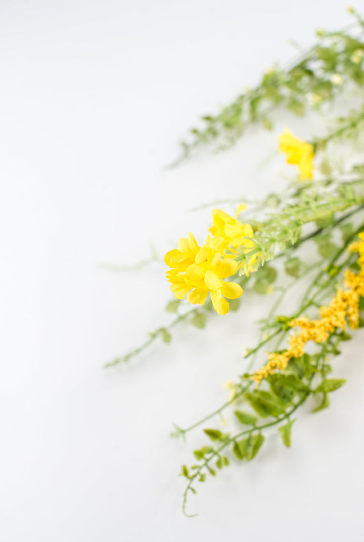 Wild Flower Filler Spray - Greenery Market63737YW