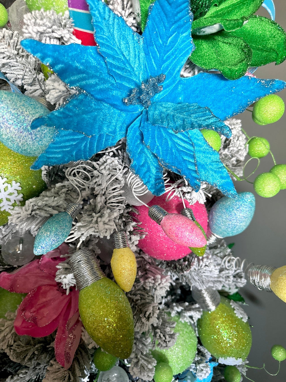 glittered light bulb pick - Greenery Market85805MIX