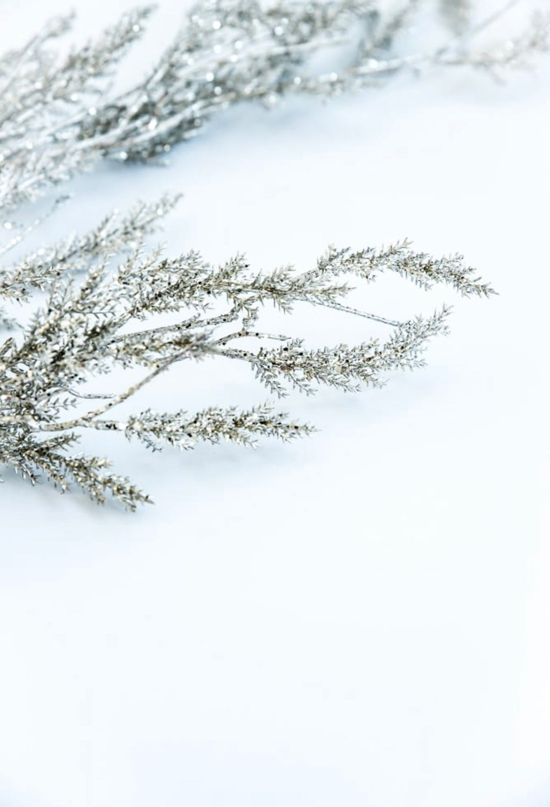 Glittered tassel grass branch spray - platinum - Greenery MarketXG907-PT