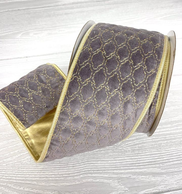 Quilted gray and champagne gold - Greenery Market179807