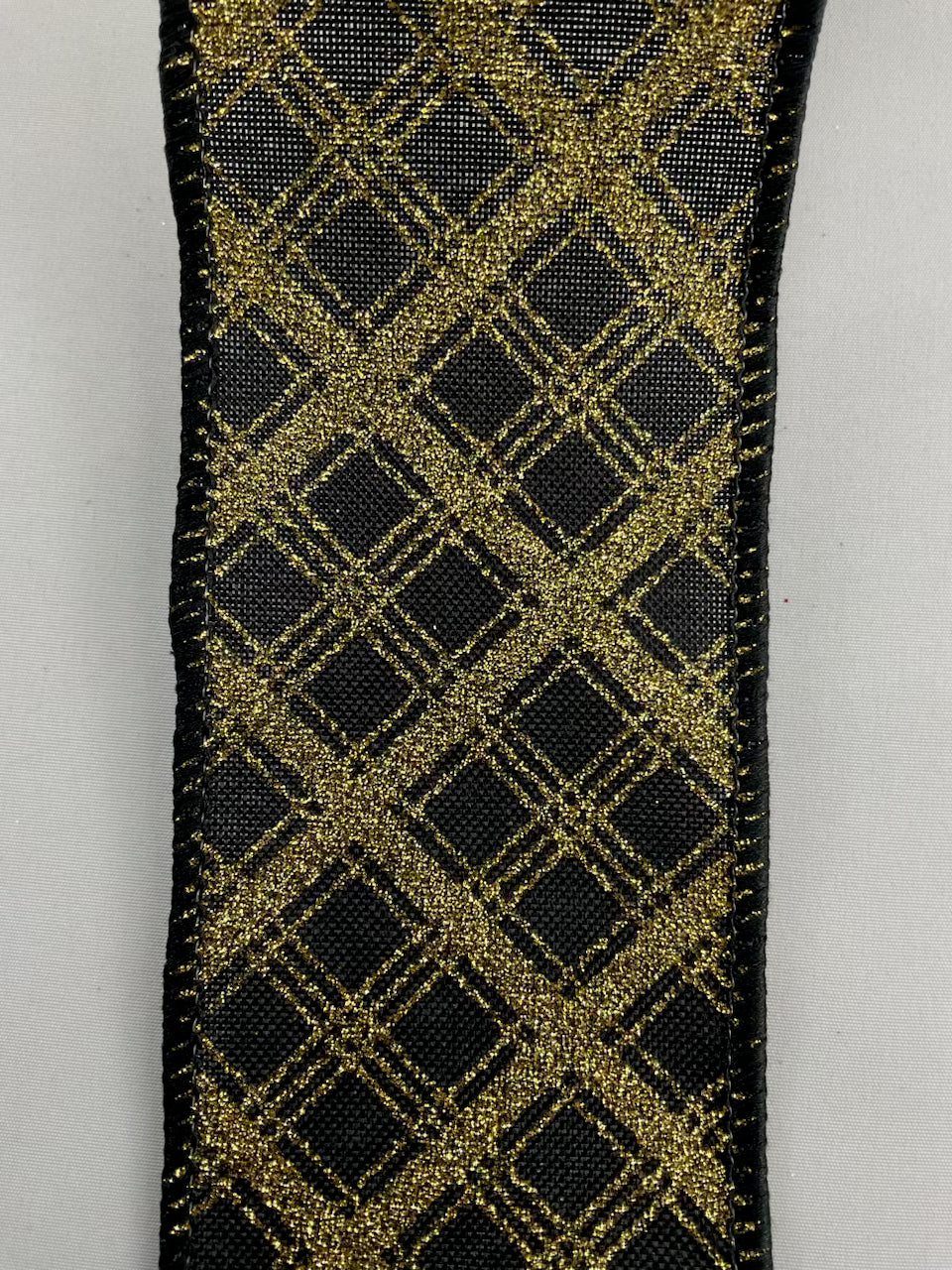 Black and gold diamond plaid wired ribbon 2.5”